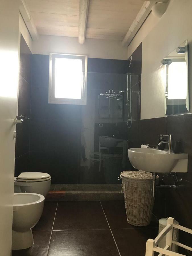 ميسانيي Masseria Messapia Resort & Spa المظهر الخارجي الصورة